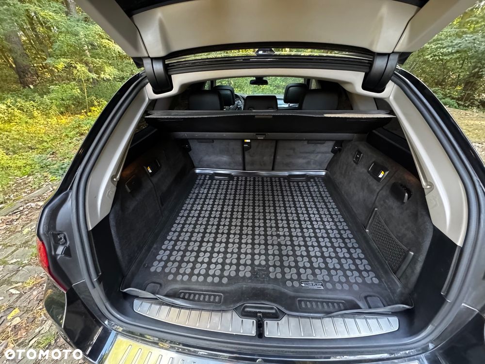BMW Seria 5 525d xDrive Modern Line - 18