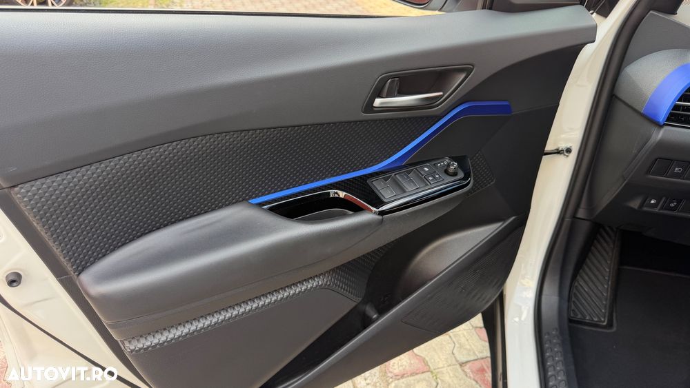 Toyota C-HR 2.0 HSD 184 CP 4x2 CVT Special Edition - 13