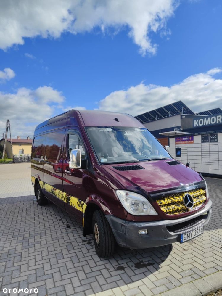 Mercedes-Benz Sprinter - 1