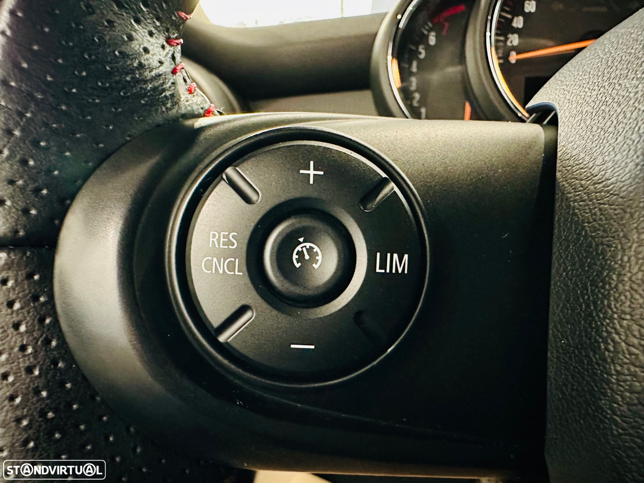 MINI 3 Portas Cooper Aut. JCW - 22