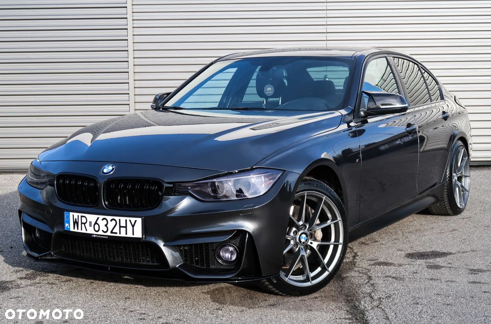 BMW Seria 3 335i xDrive M Sport - 4