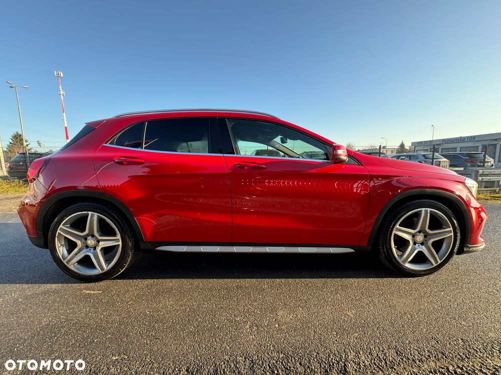 Mercedes-Benz GLA 250 4Matic 7G-DCT AMG Line - 5