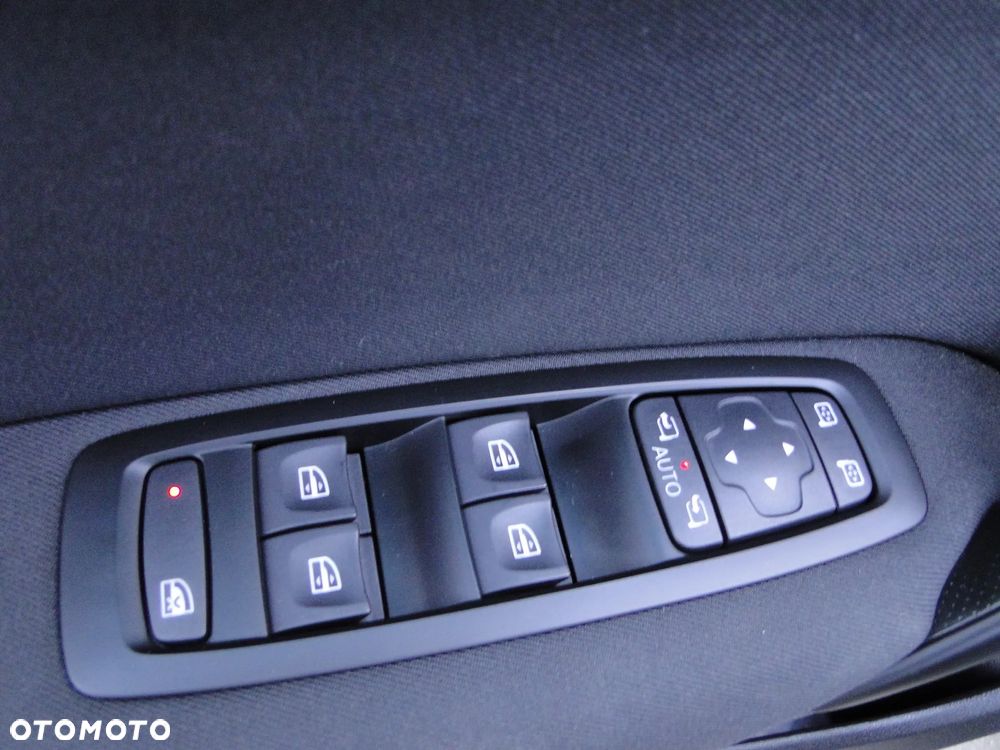 Renault Megane 1.2 16V TCe Energy Limited - 13