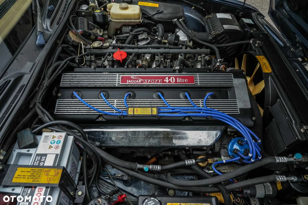 Jaguar XJ - 20