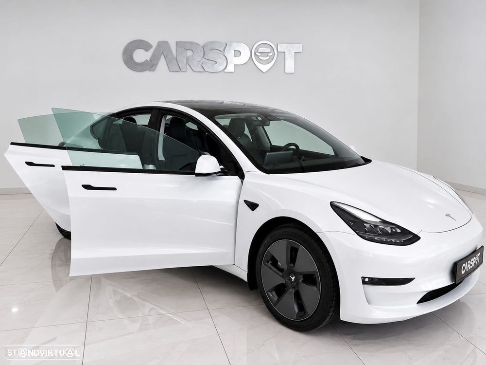 Tesla Model 3 Long-Range Dual Motor AWD - 24
