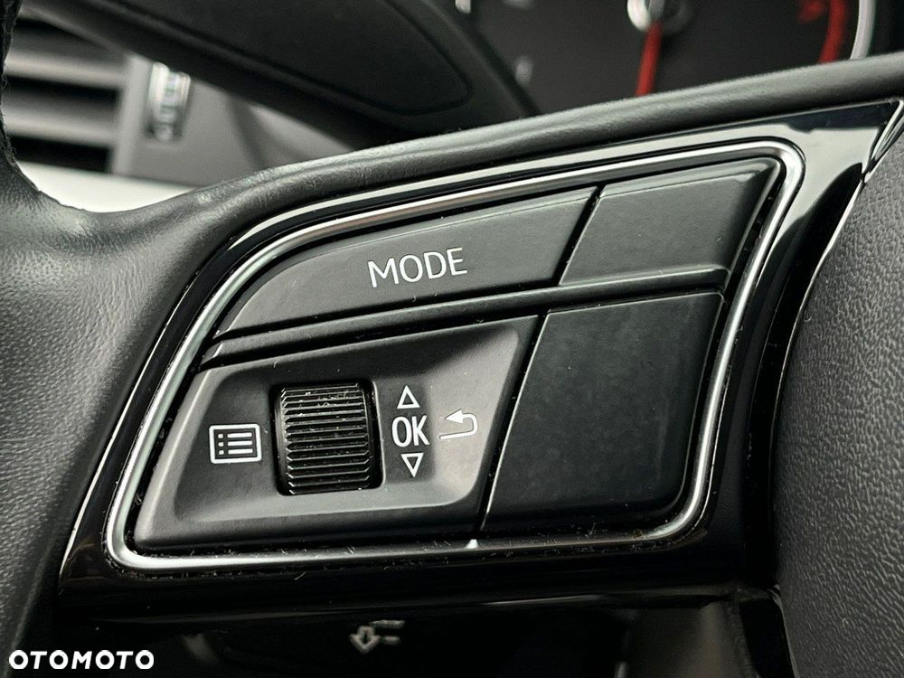 Audi A4 Limousine - 21