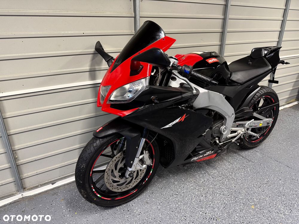Aprilia RS - 8