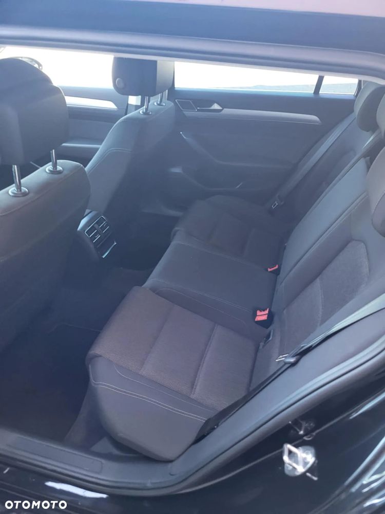 Volkswagen Passat 2.0 TDI BMT Highline DSG - 9