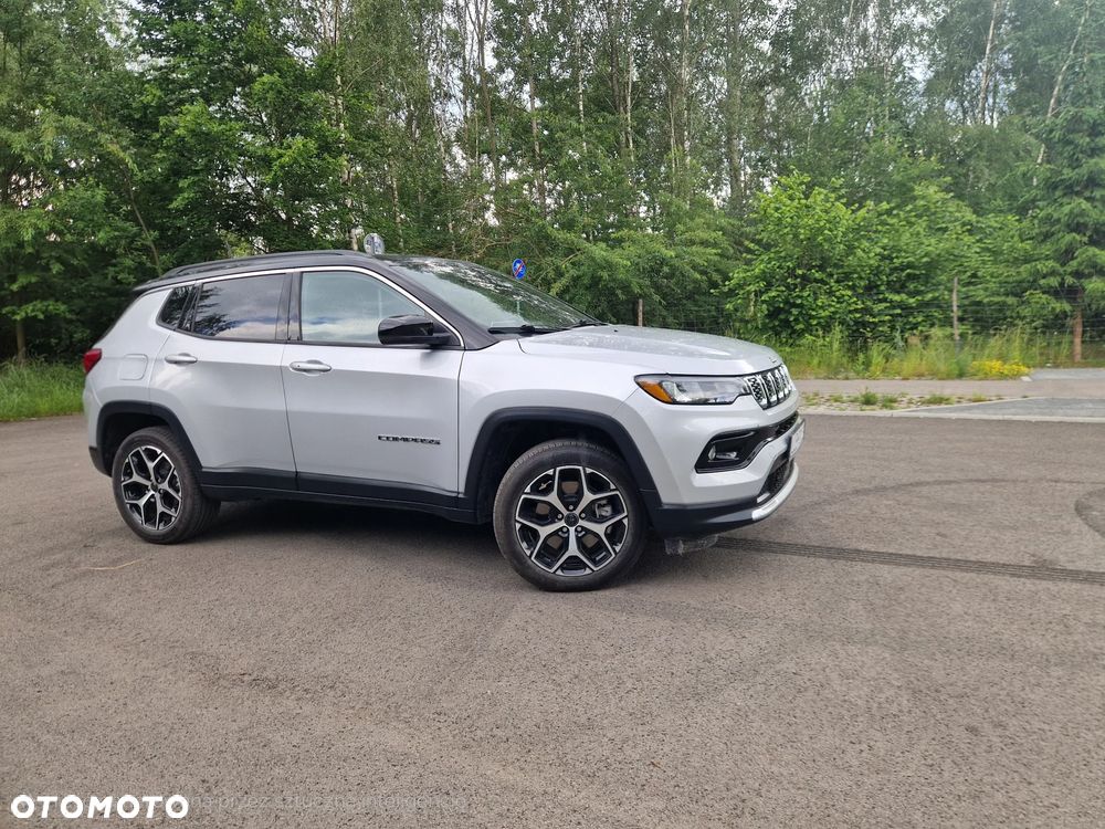 Jeep Compass - 14
