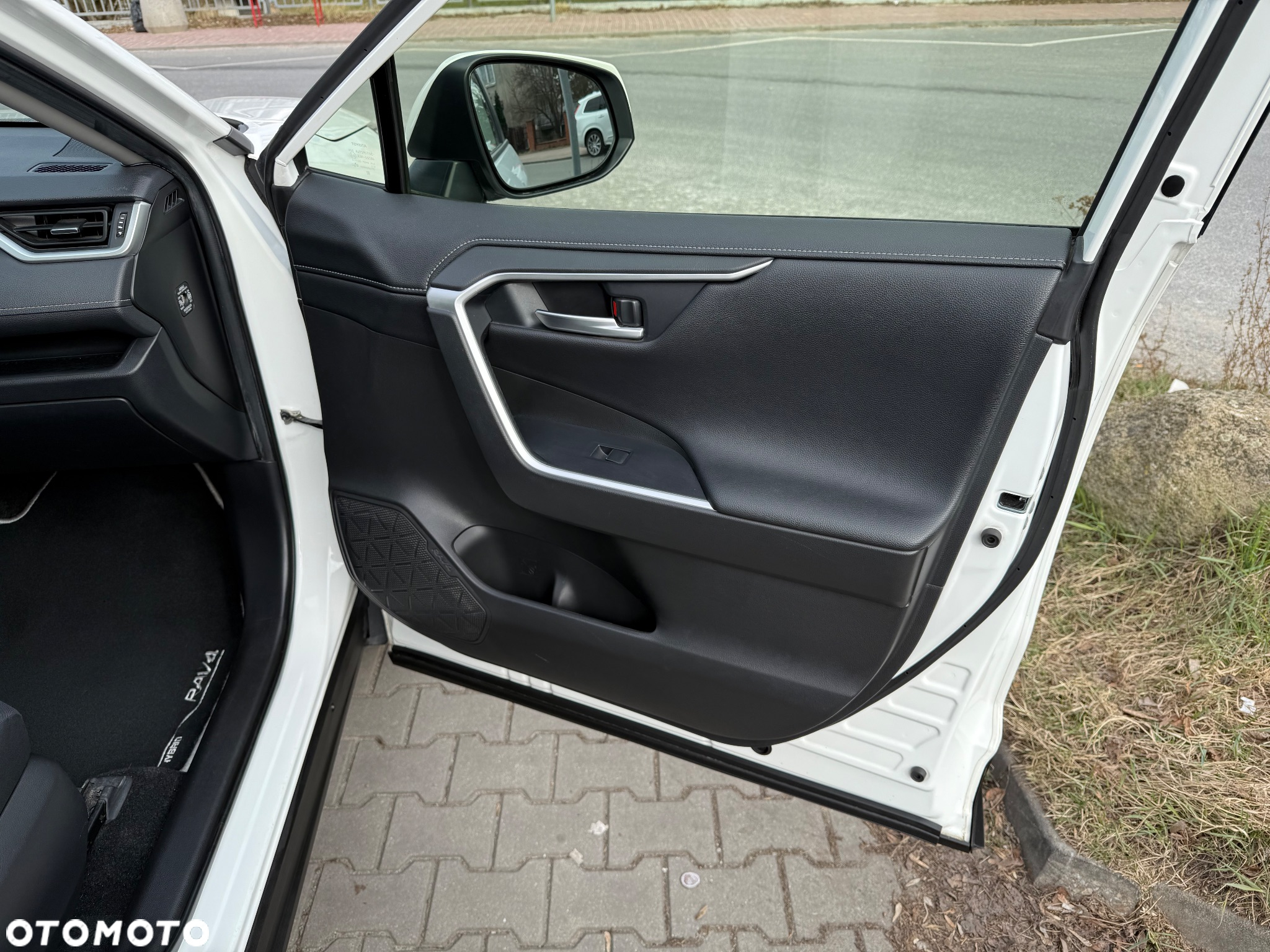 Toyota RAV4 2.5 Hybrid Comfort 4x2 - 10