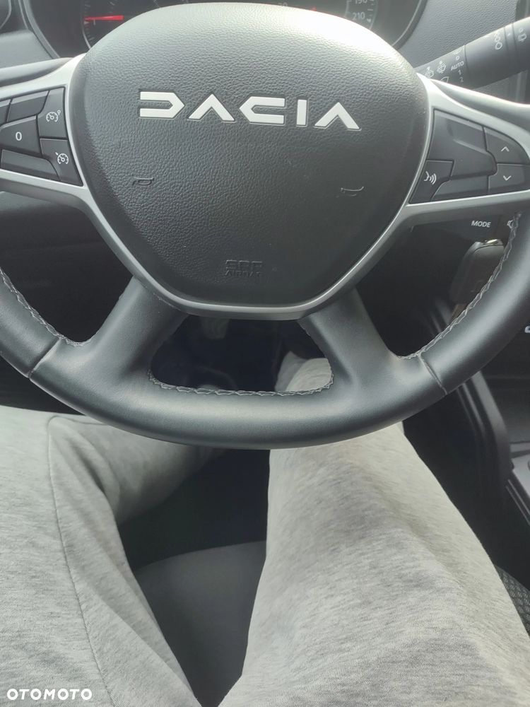 Dacia Duster TCe 100 2WD Essential - 17