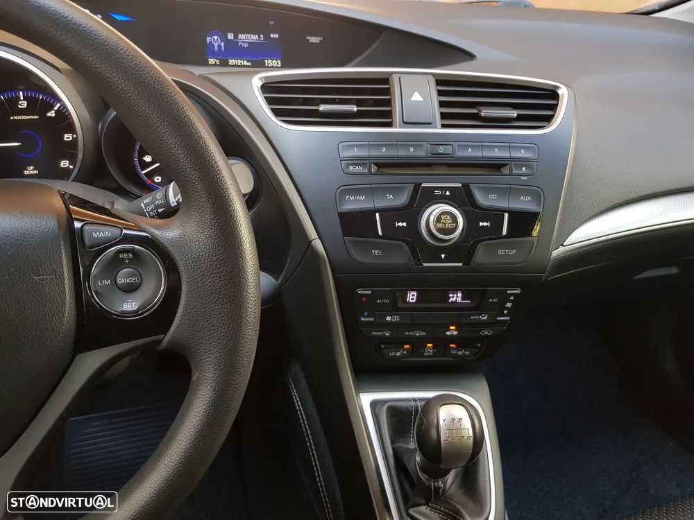 Honda Civic Tourer 1.6 i-DTEC Comfort - 42