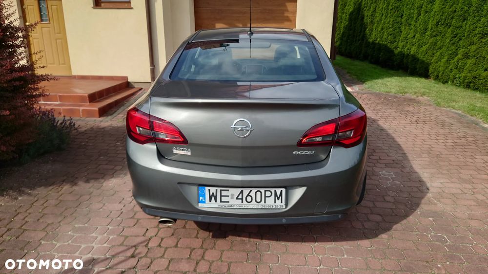 Opel Astra 1.4 T Active EU6 - 8
