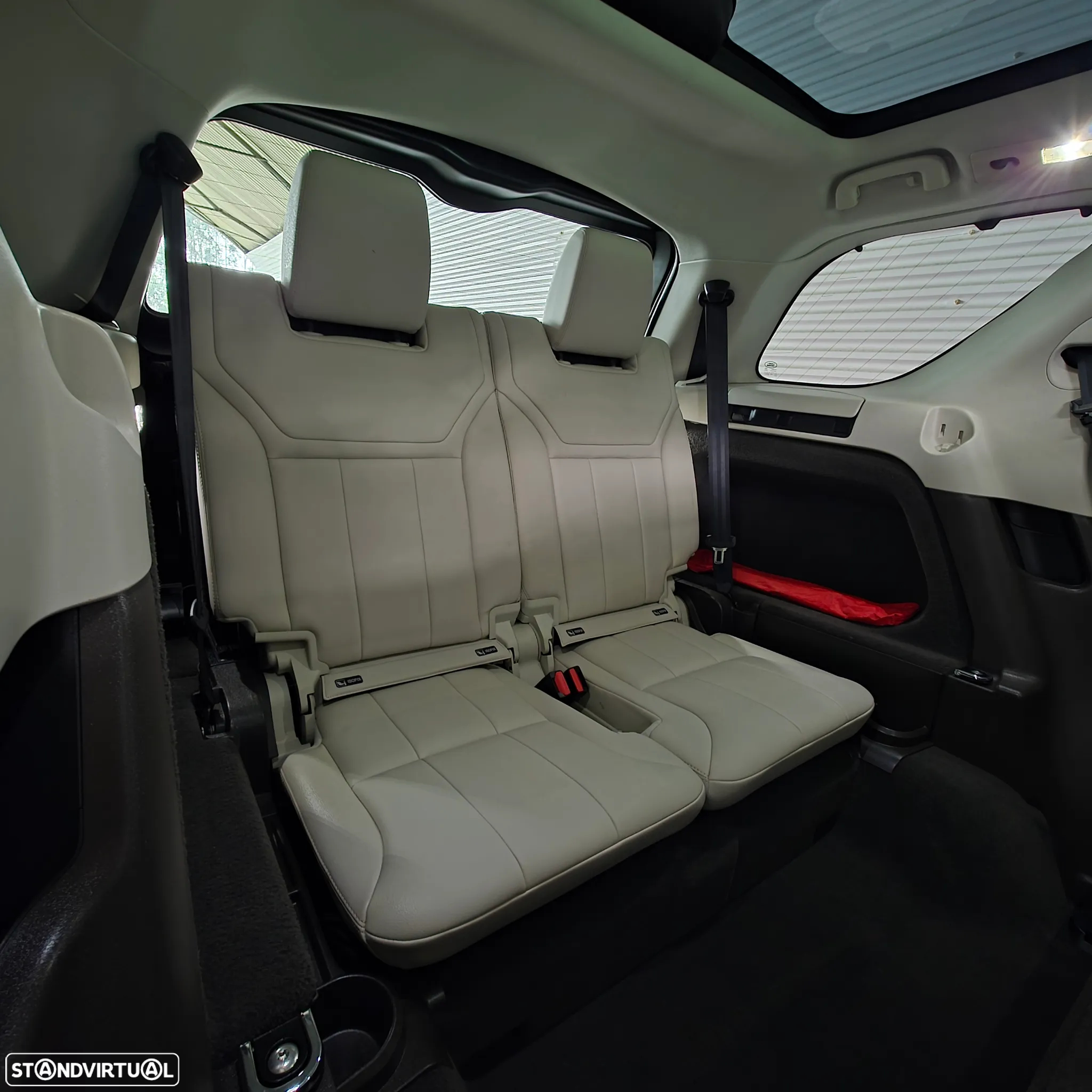 Land Rover Discovery 2.0 SD4 HSE Lusury Auto - 31