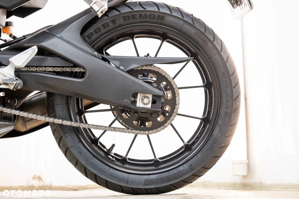 Yamaha MT - 34