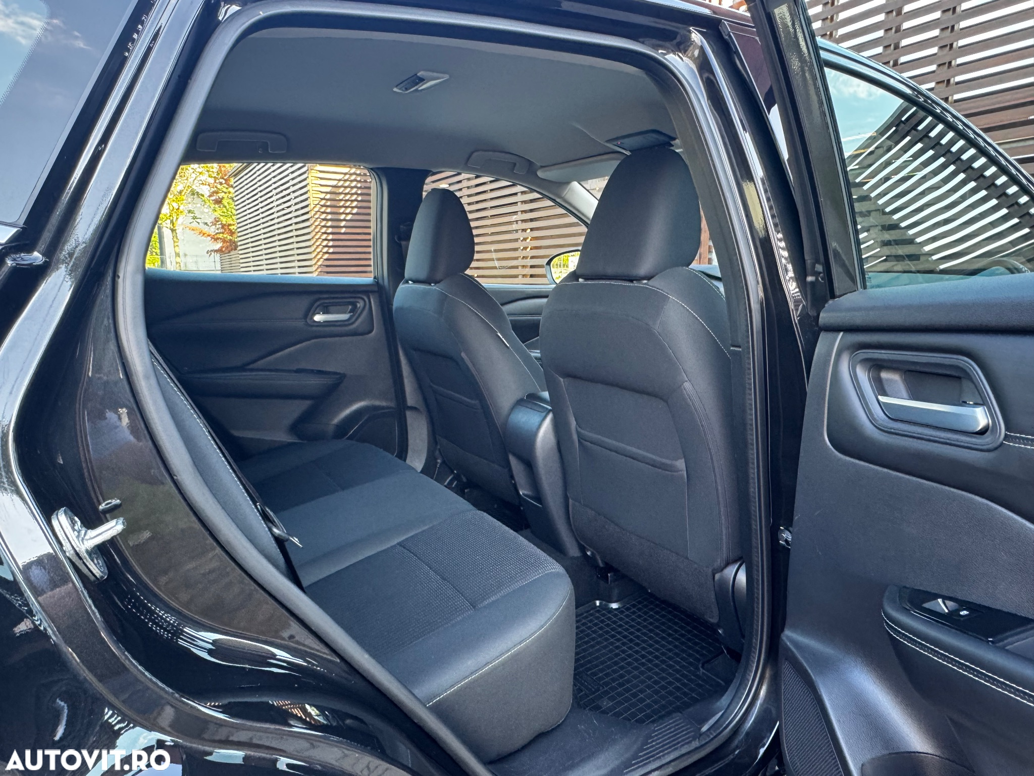 Nissan Qashqai 1.3 DIG-T MHEV Xtronic N-Connecta - 17