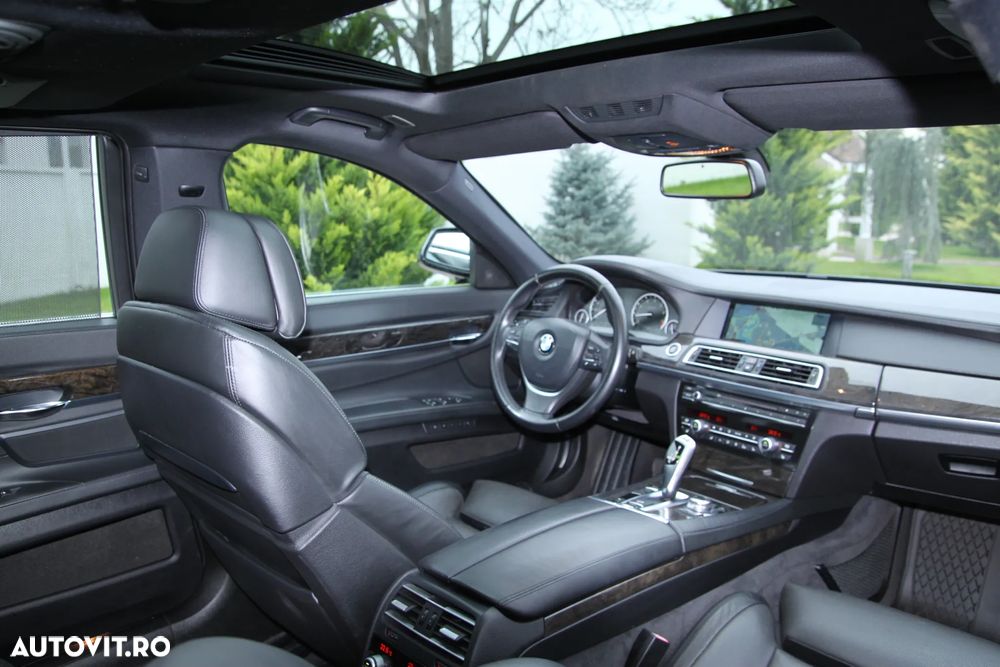 BMW Seria 7 750Li Aut. - 8