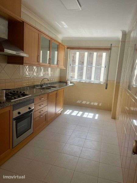 Apartamento T2 Rio de Mouro - Grande imagem: 2/12