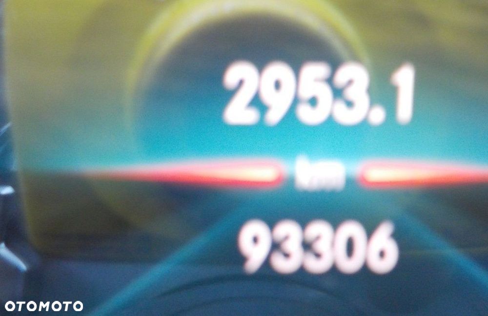 Mercedes-Benz Klasa A 200 AMG Line 7G-DCT - 23