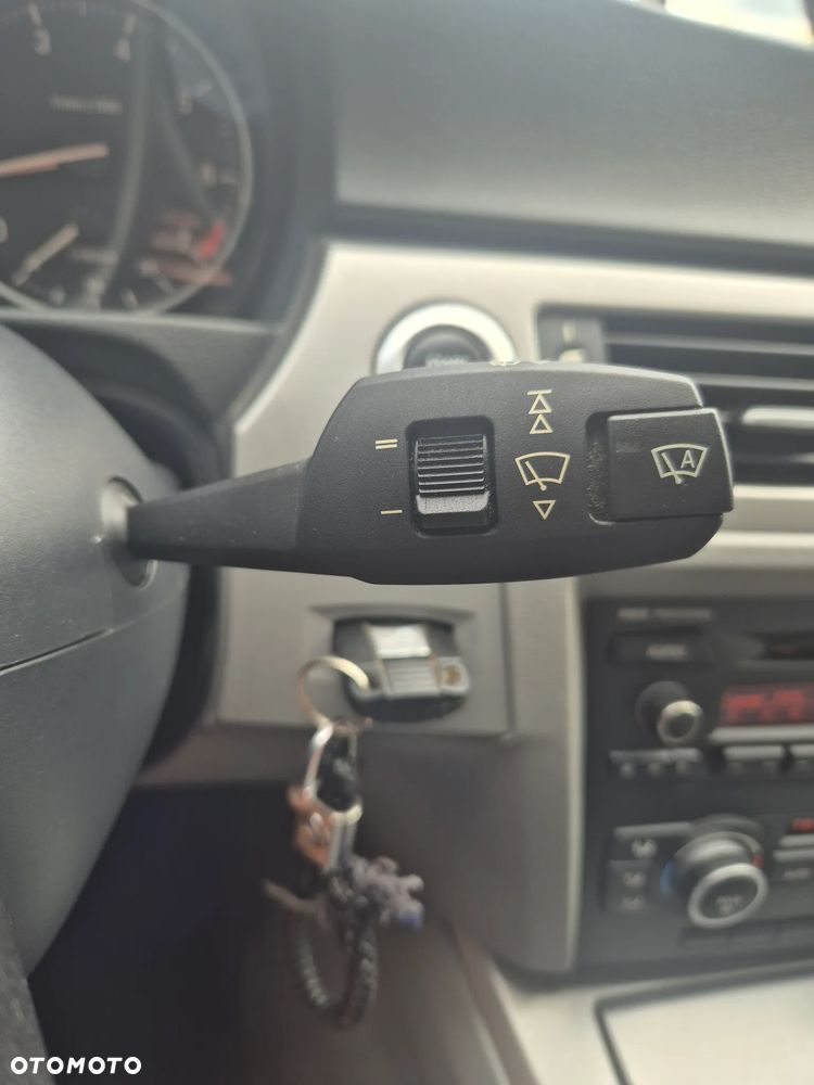 BMW Seria 3 - 38