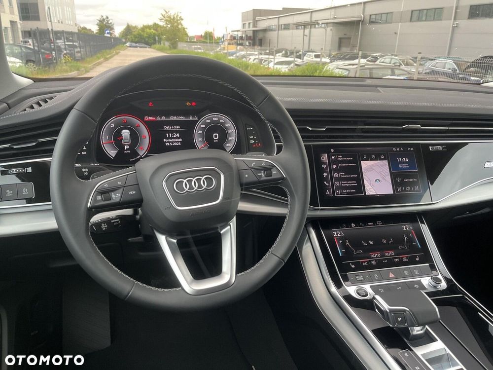 Audi Q8 - 27