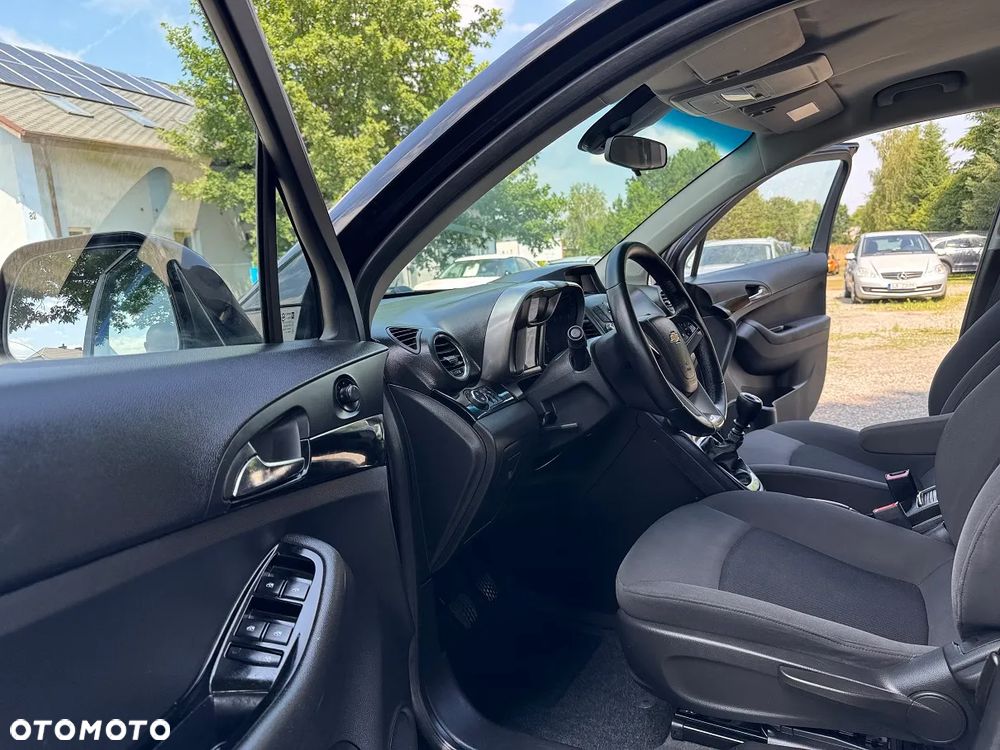 Chevrolet Orlando - 20
