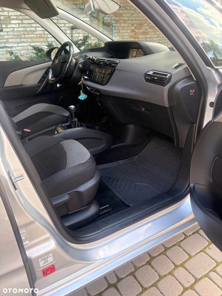 Citroën C4 Picasso 1.2 PureTech Attraction - 8