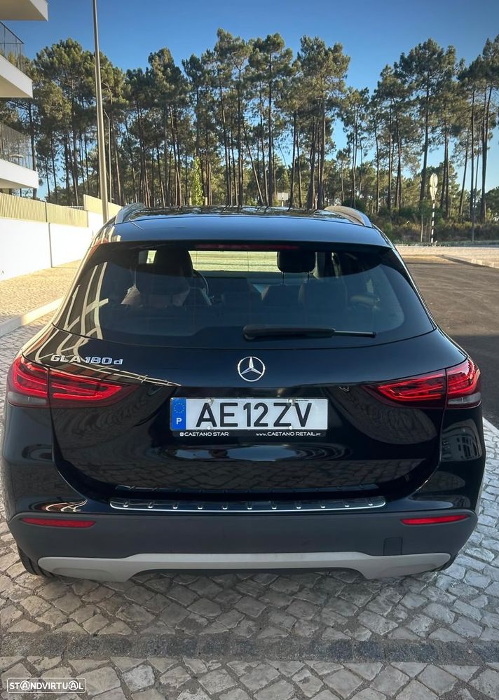 Mercedes-Benz GLA 180 d - 2