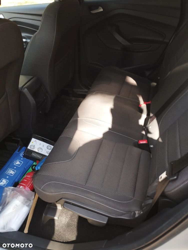 Ford Kuga 2.0 TDCi 4WD Titanium - 12