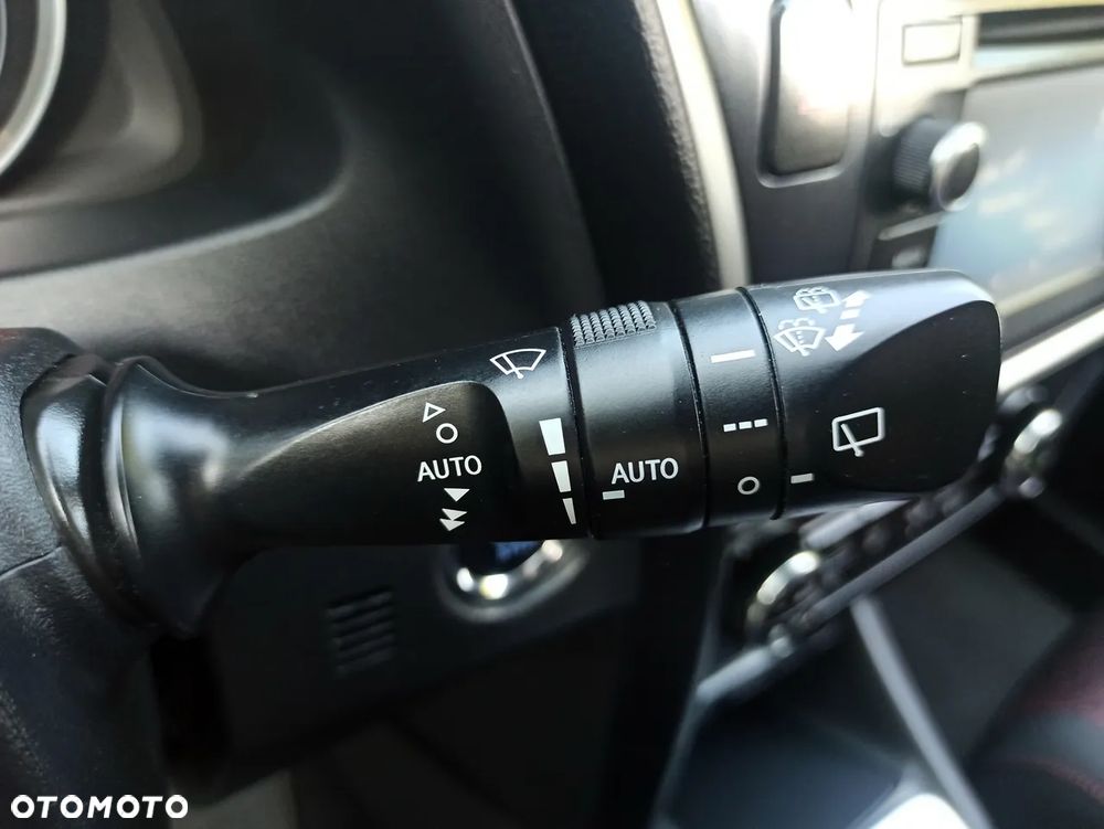 Toyota Auris 2.0 D-4D Executive - 37