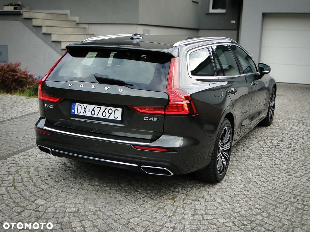 Volvo V60 D4 AWD Geartronic Inscription - 12