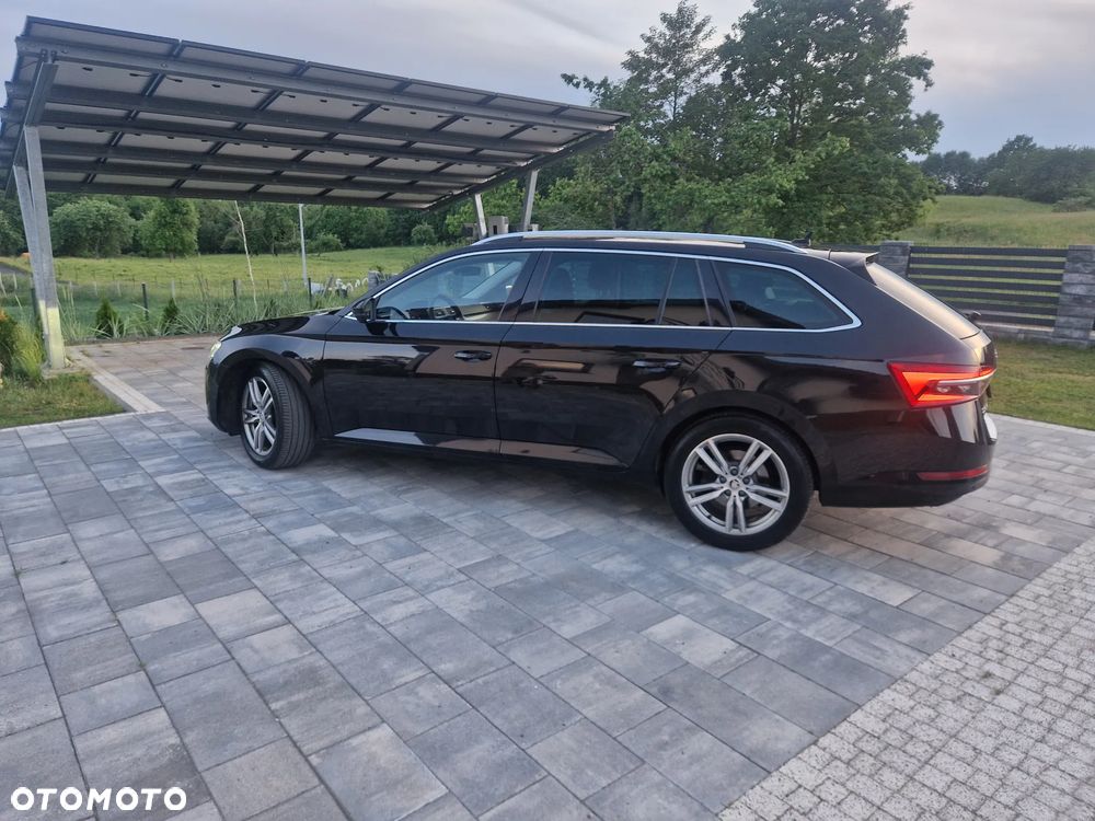 Skoda Superb 2.0 TDI SCR Style DSG - 3