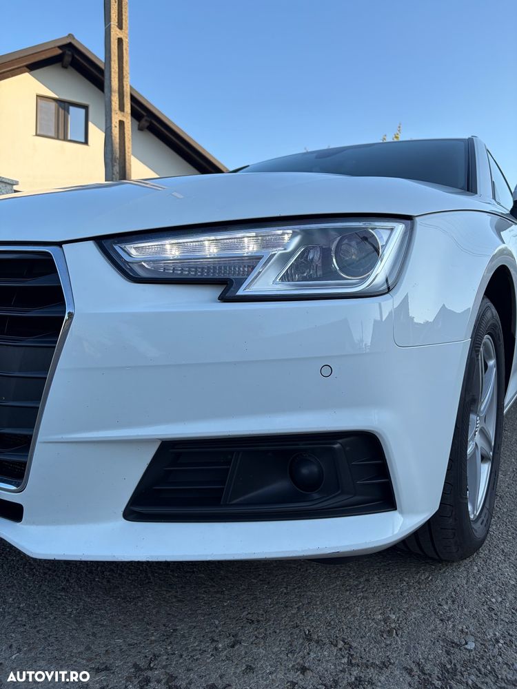 Audi A4 Avant 35 TDI S tronic design - 11