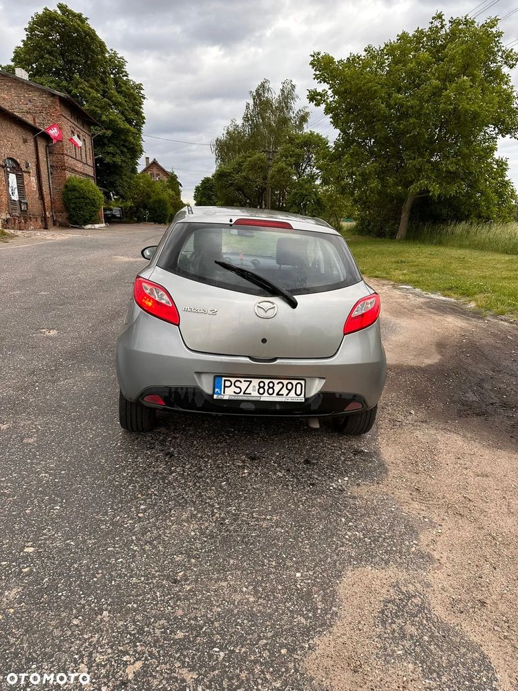 Mazda 2 - 8