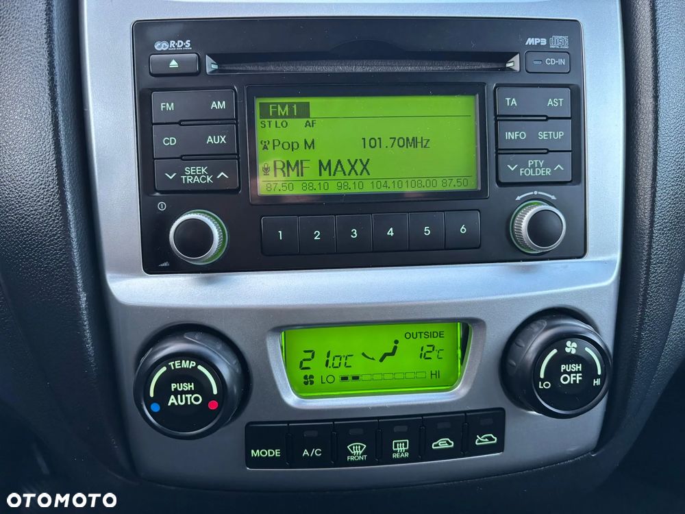 Kia Sportage 2.0 CRDI 4WD LX - 24