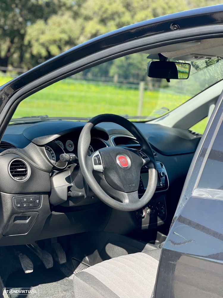 Fiat Punto 1.3 M-Jet Lounge S&S - 8