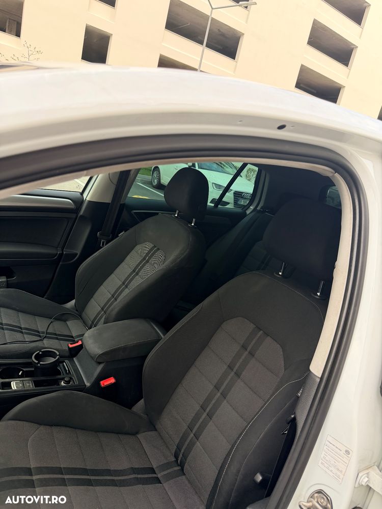 Volkswagen Golf 1.6 TDI BlueMotion Trendline - 6