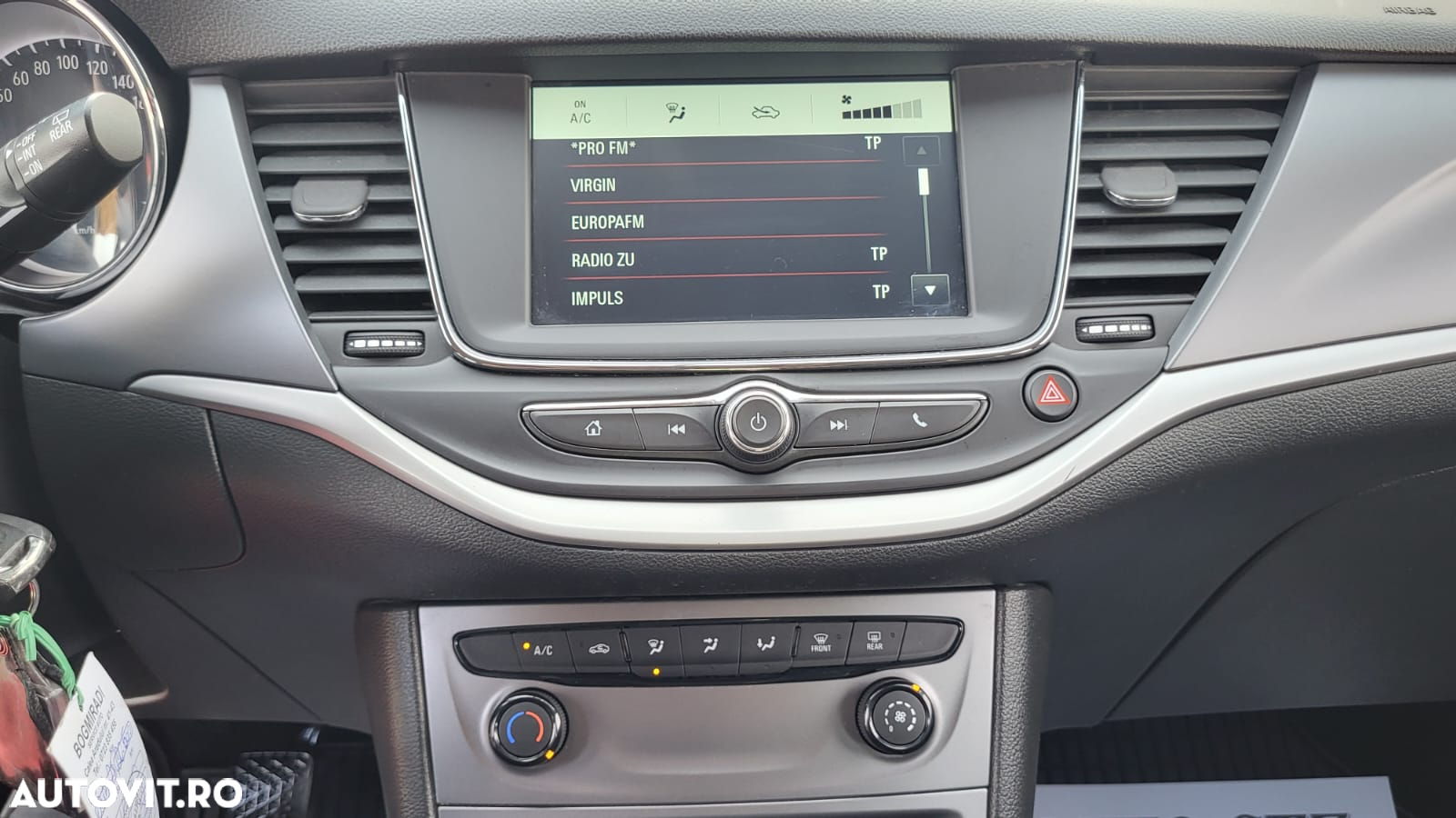 Opel Astra - 26