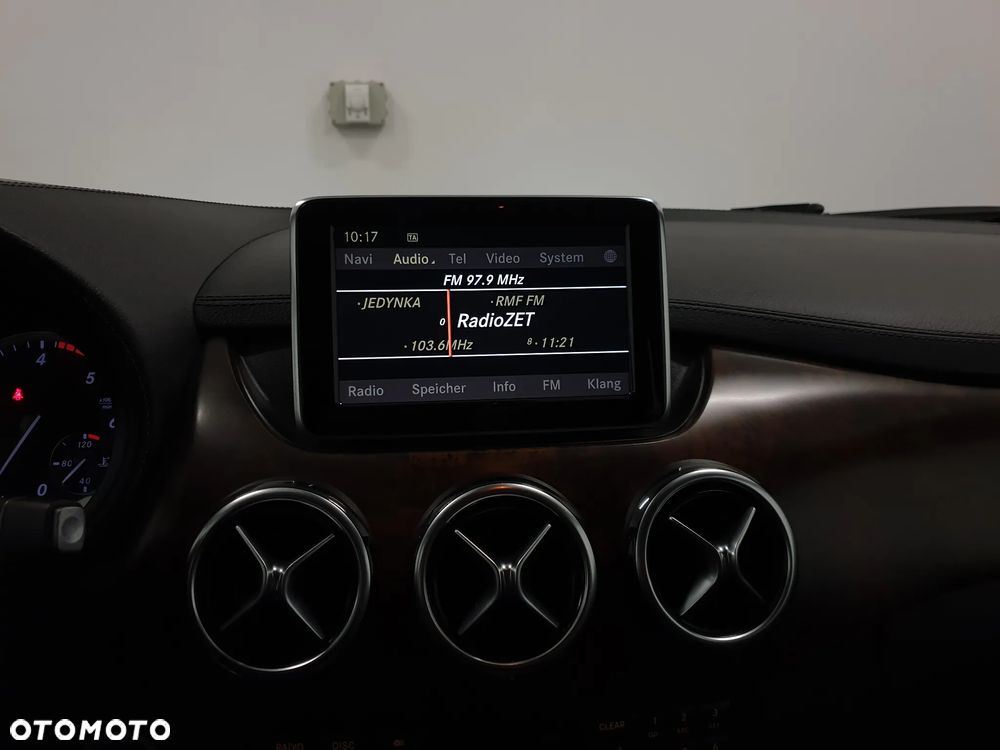 Mercedes-Benz Klasa B 200 CDI (BlueEFFICIENCY) 7G-DCT - 15