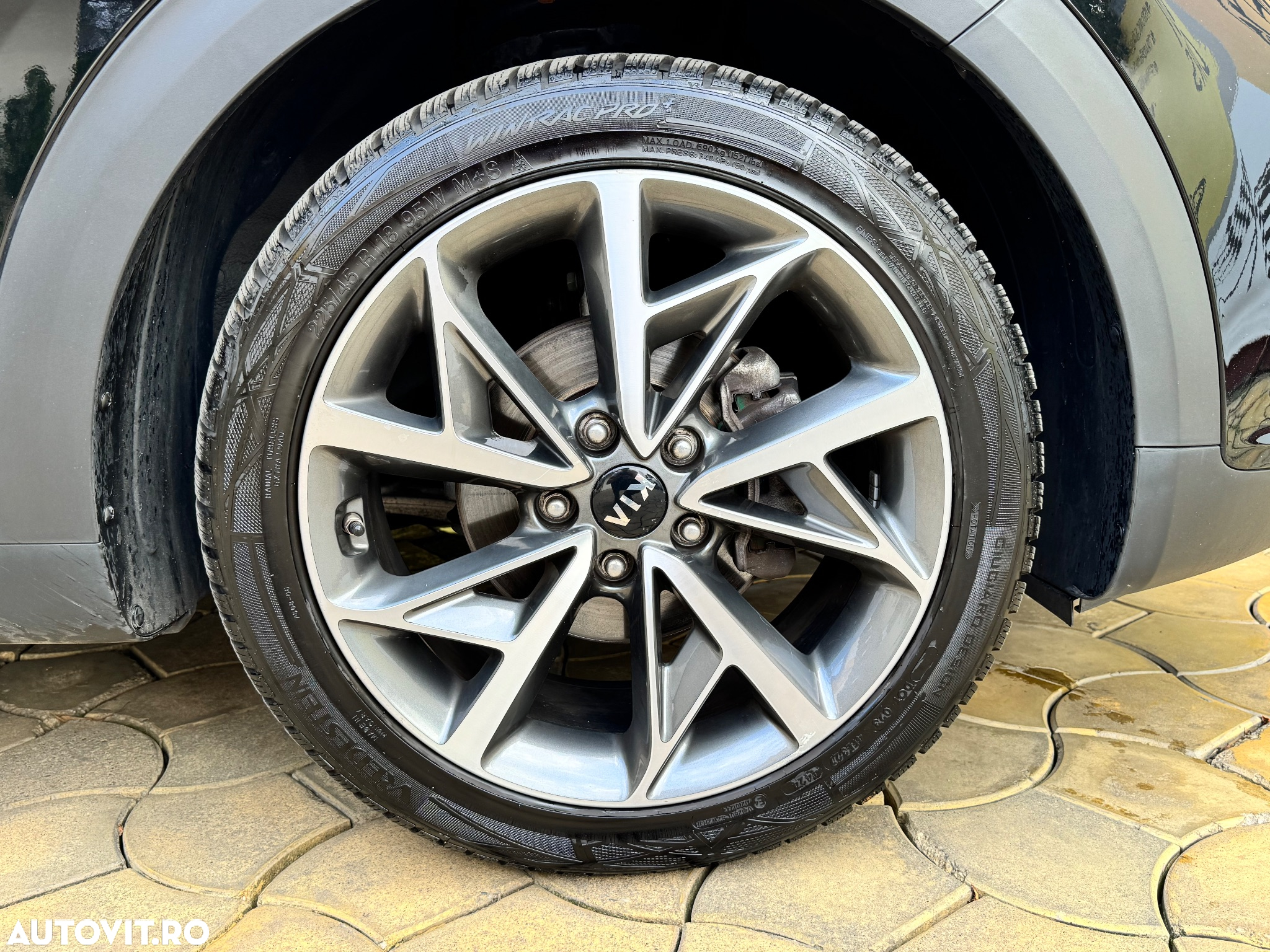Kia Niro 1.6 GDI 6DCT HEV Premium - 24