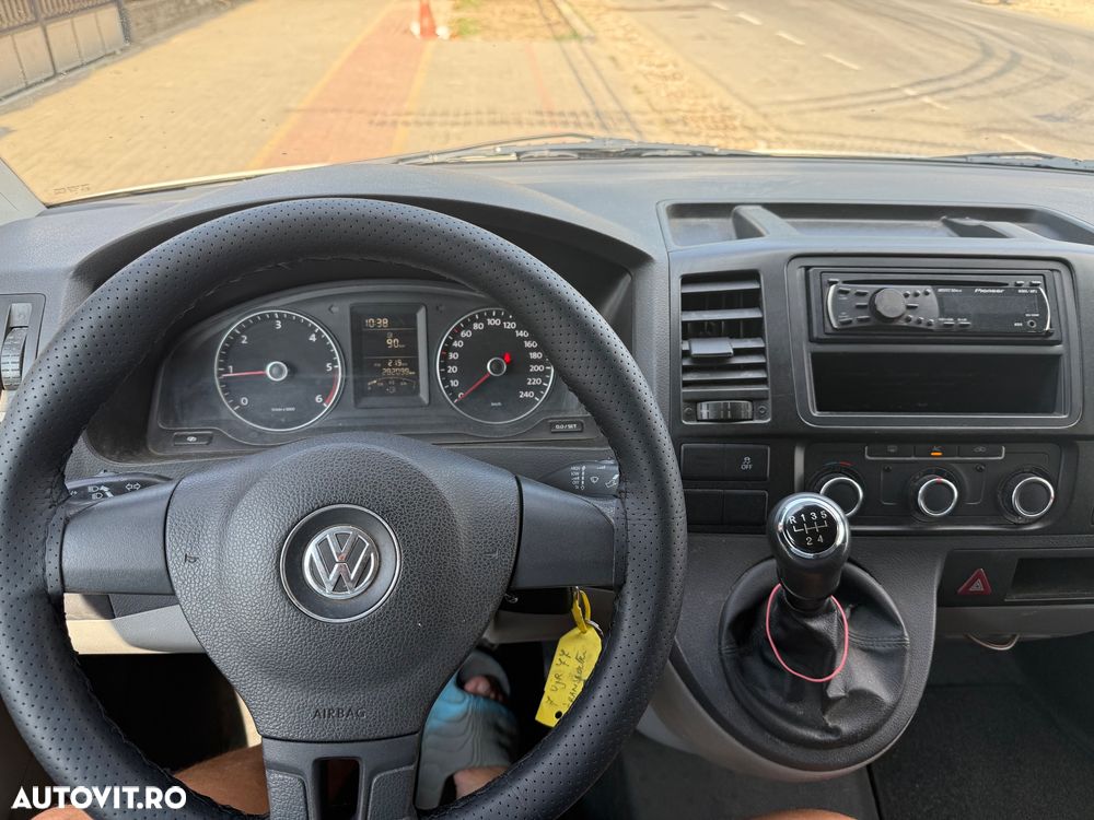Volkswagen Transporter - 7