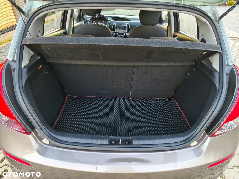 Hyundai i20 1.25 Wersja Jubileuszowa - 18