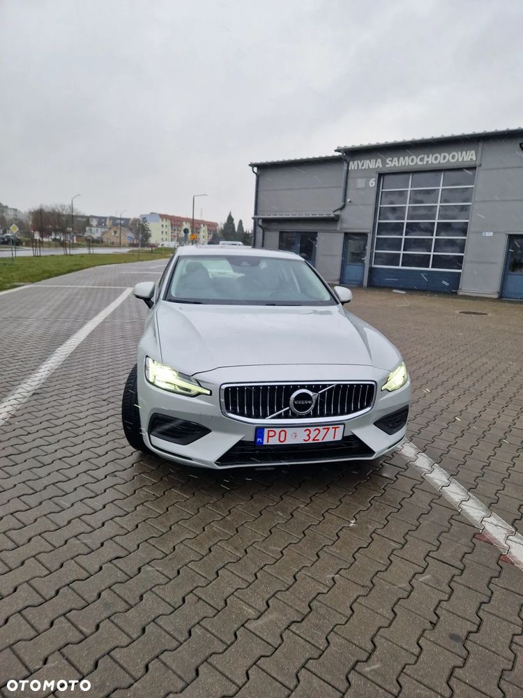 Volvo S60 T5 Momentum Pro - 2