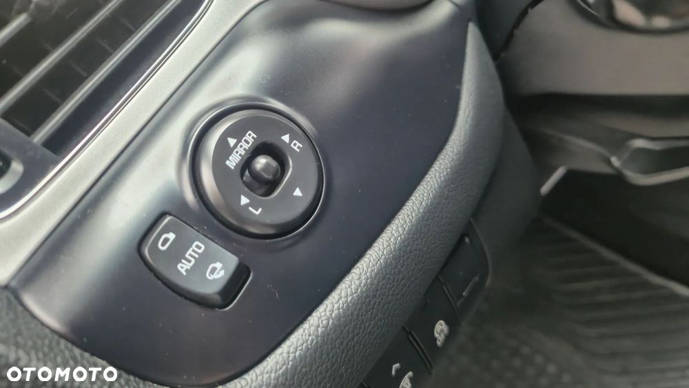 Kia Ceed 1.4 CRDi 90 Vision - 18