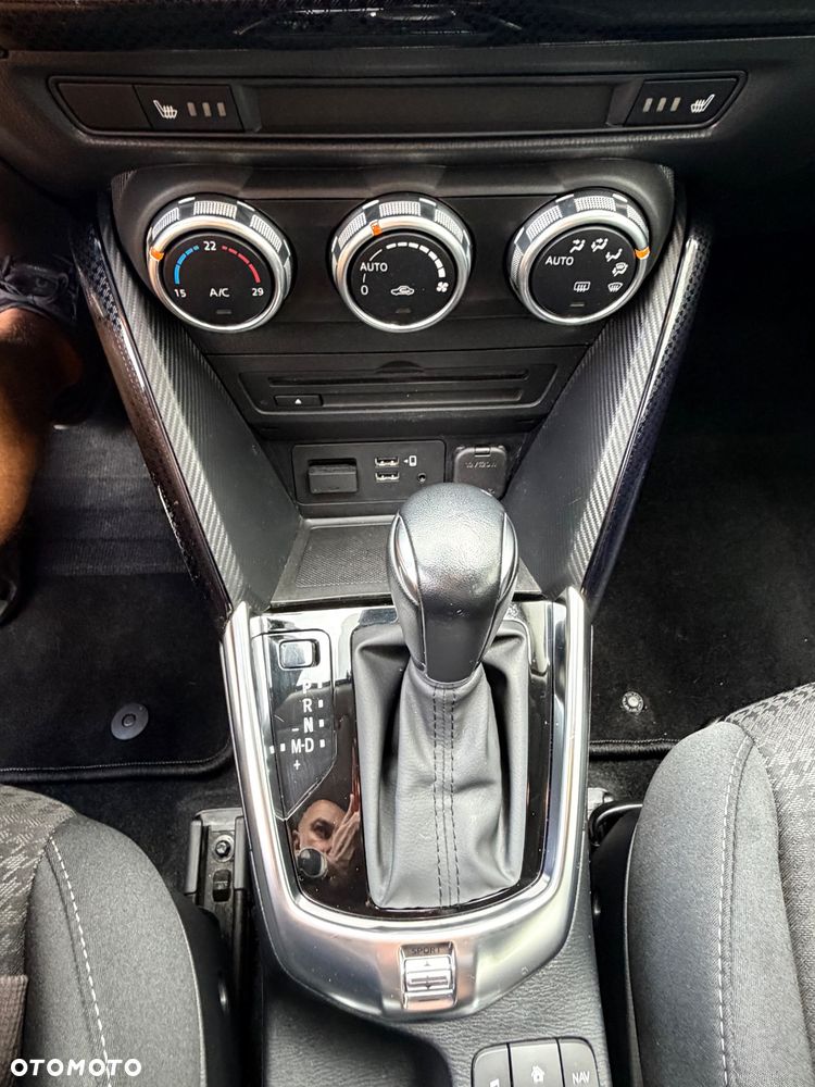 Mazda 2 SKYACTIV-G 90 Exclusive-Line - 33