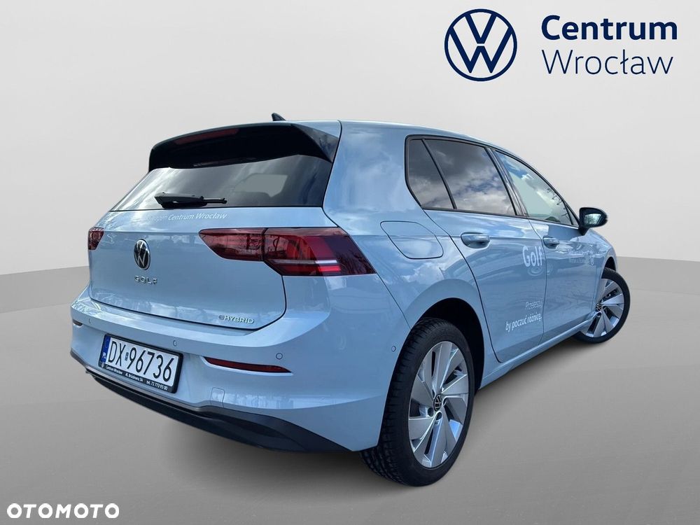 Volkswagen Golf - 2