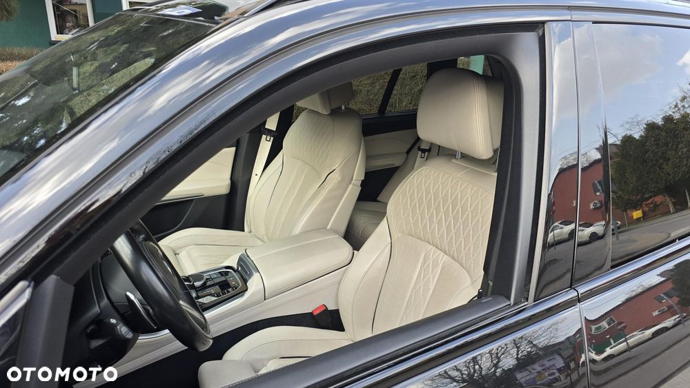 BMW X5 xDrive40i - 11