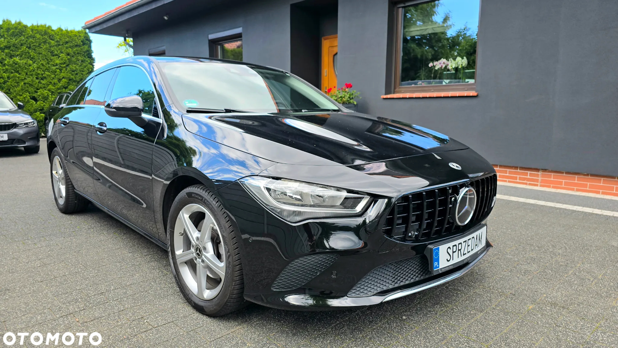 Mercedes-Benz CLA 180 d Shooting Brake 8G-DCT - 2