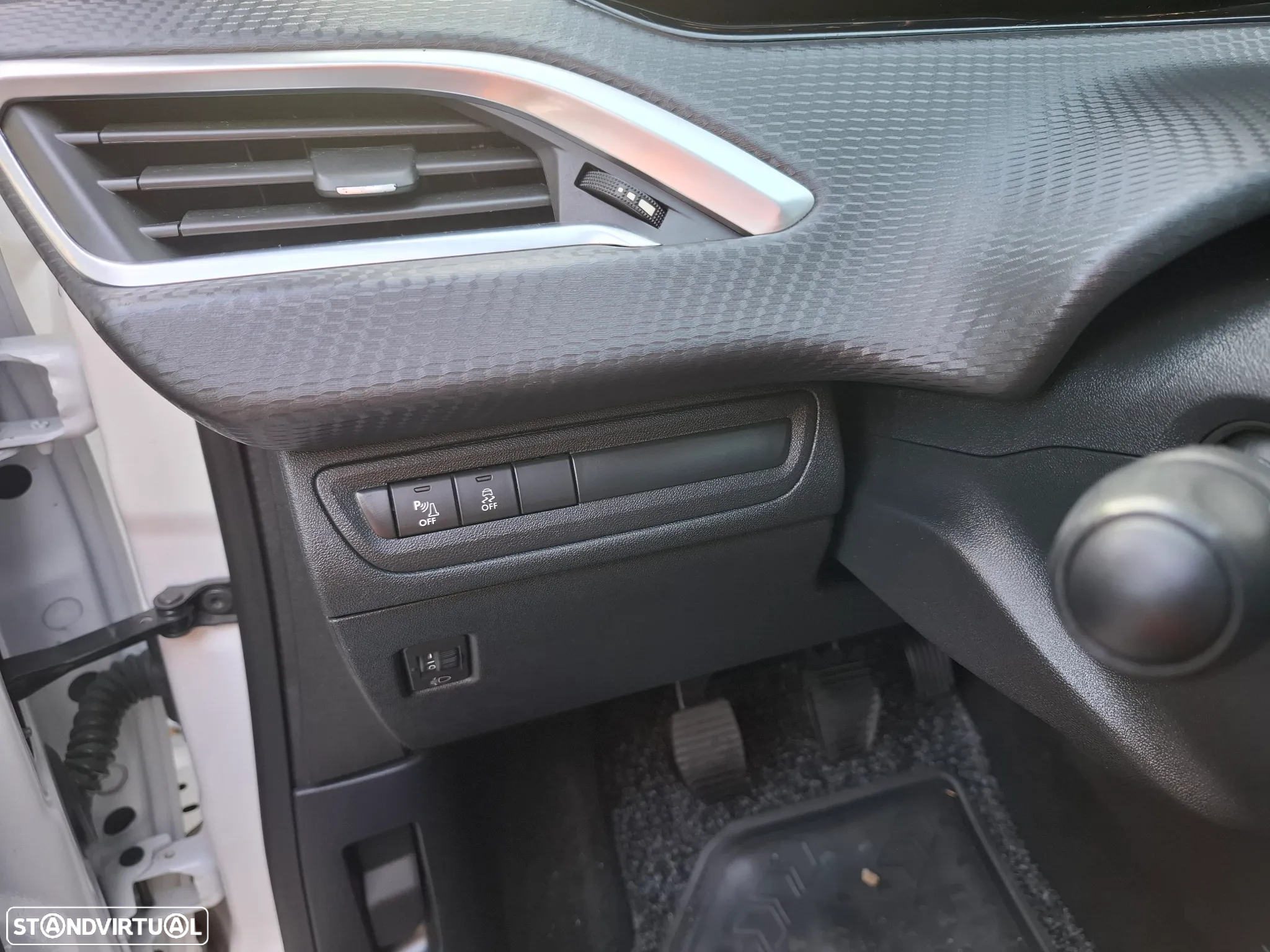 Peugeot 2008 1.2 PureTech Style - 10