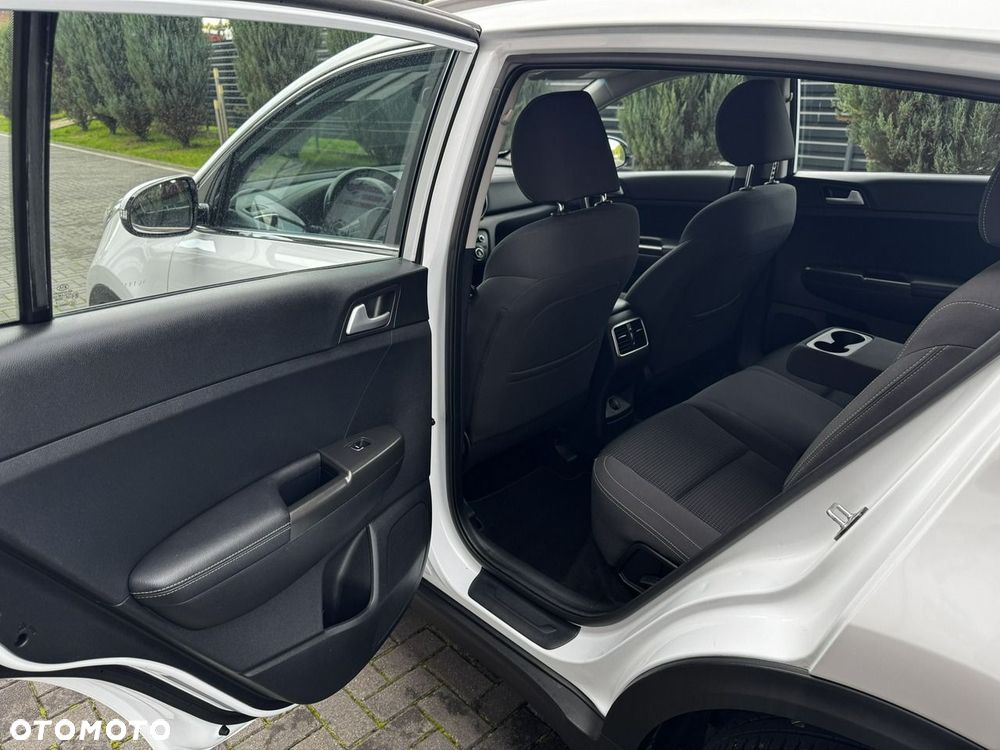 Kia Sportage 1.7 CRDI 2WD ISG Spirit - 23